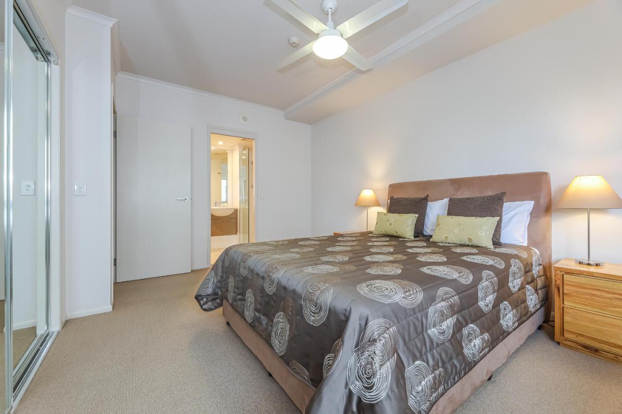 On The Bay Apartments Bongaree Extérieur photo