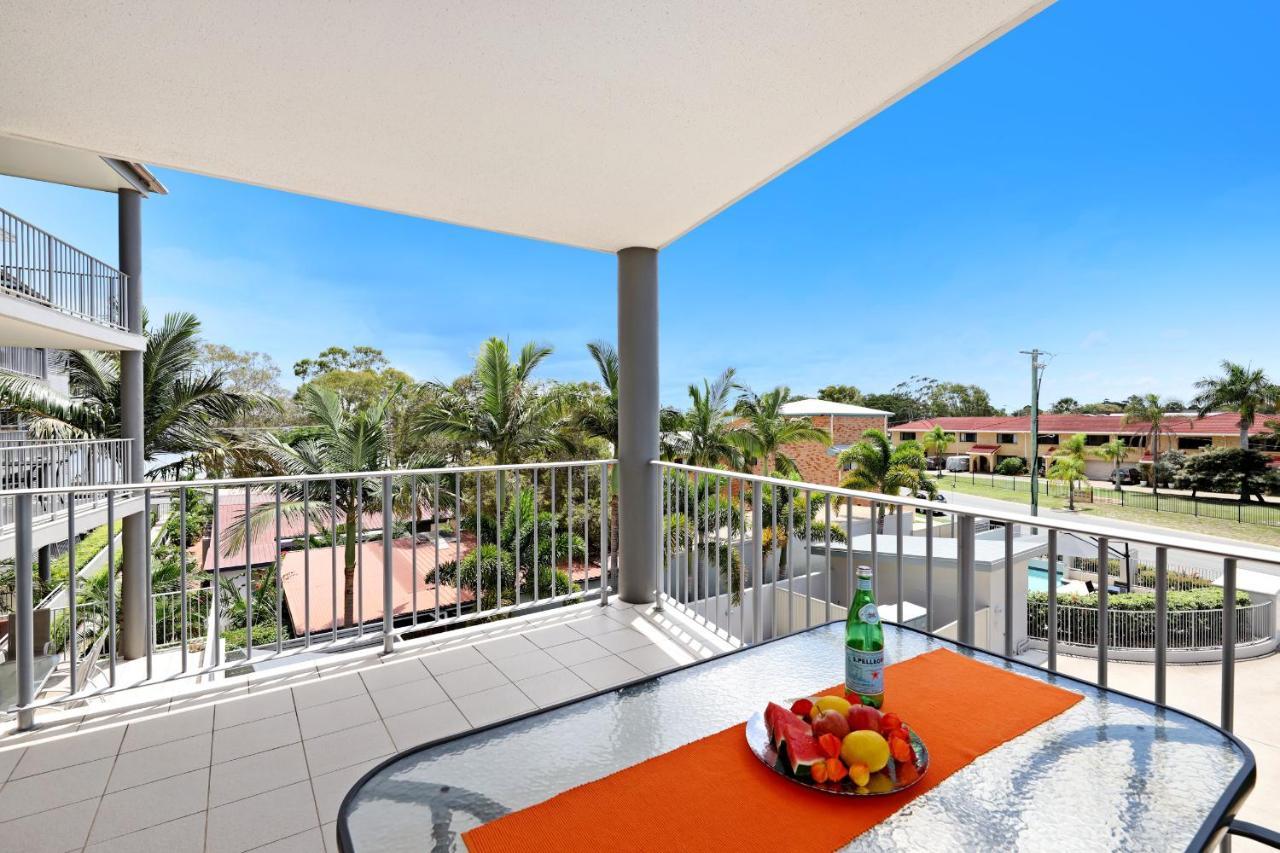 On The Bay Apartments Bongaree Extérieur photo