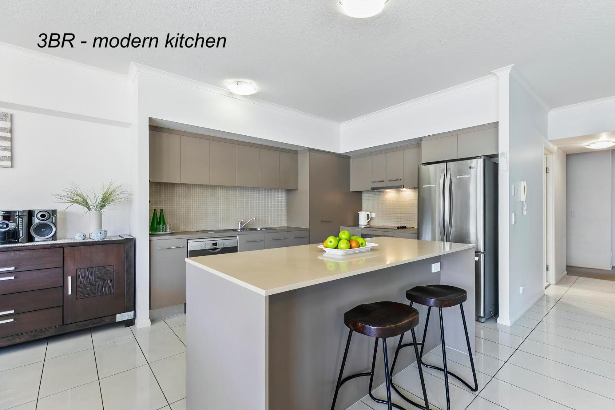 On The Bay Apartments Bongaree Extérieur photo