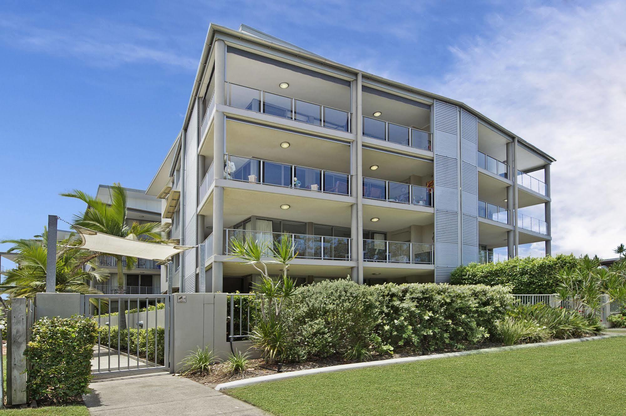 On The Bay Apartments Bongaree Extérieur photo