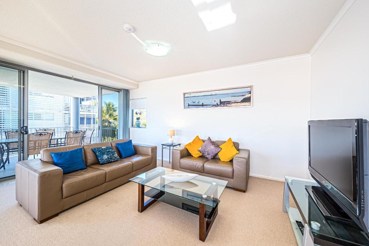 On The Bay Apartments Bongaree Extérieur photo